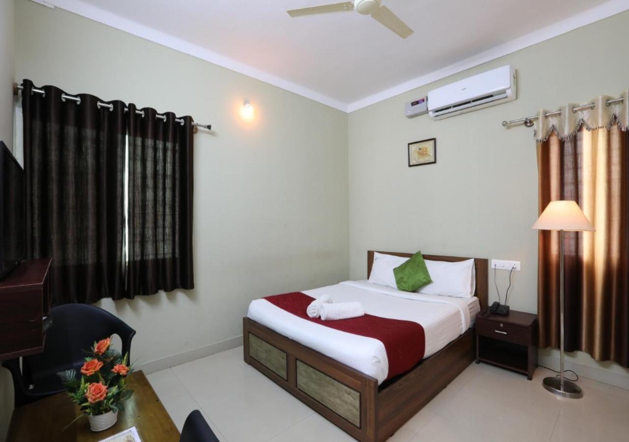 Hotel The Green Orchid 迈索尔 外观 照片