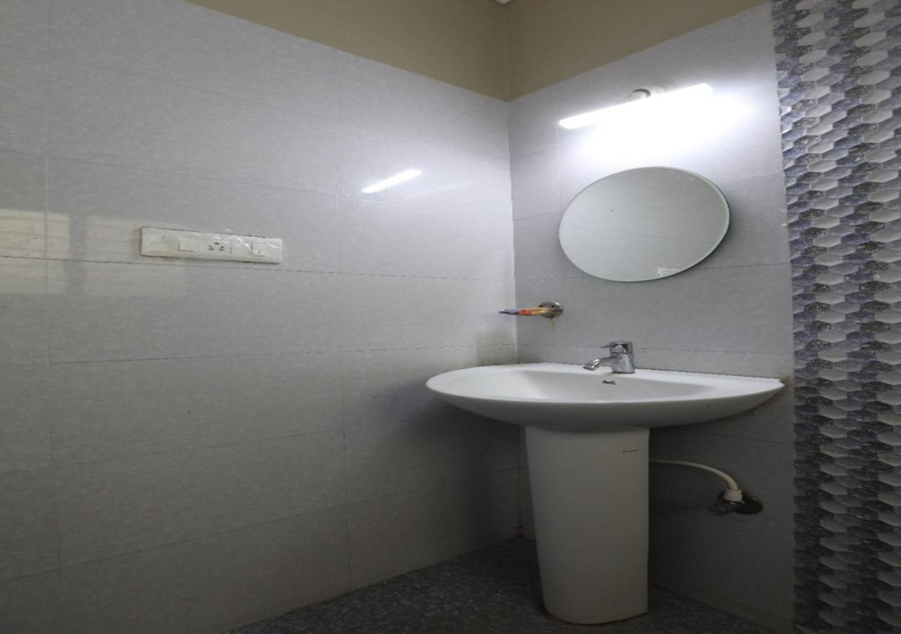 Hotel The Green Orchid 迈索尔 外观 照片